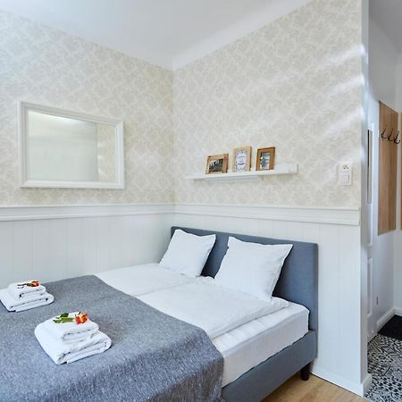 Central Place For You Pl. Bankowy 바르샤바 외부 사진