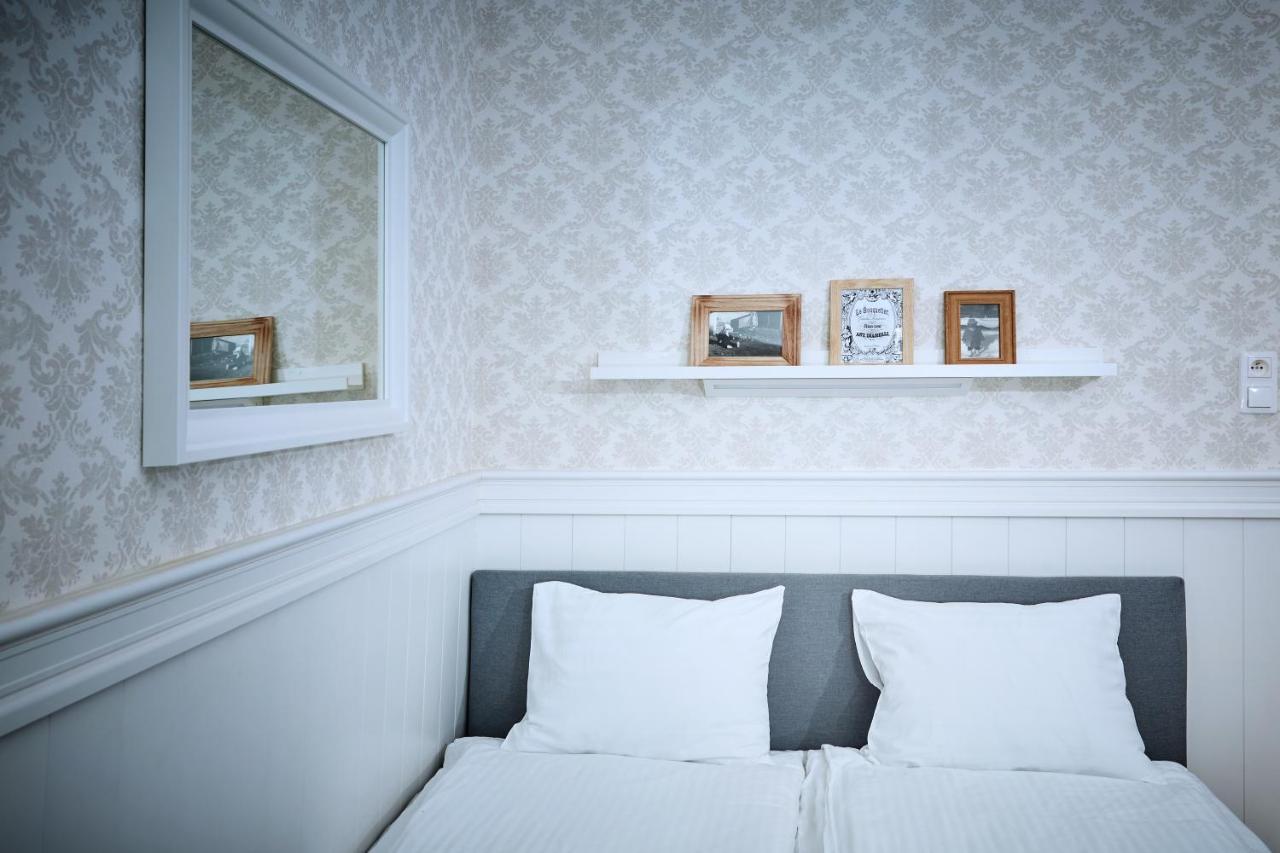 Central Place For You Pl. Bankowy 바르샤바 외부 사진